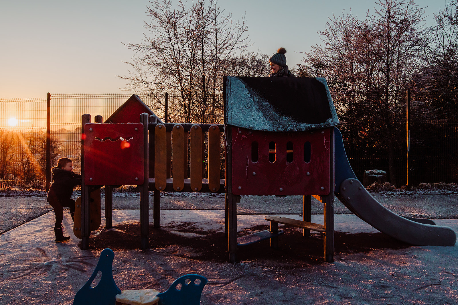Childhood-memories-in-the-playground