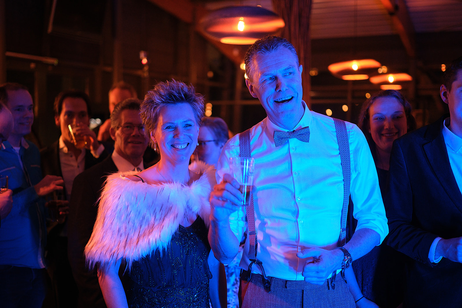 Feestfotografie: Esther en Bart's spetterende huwelijksfeest bij Puurr aan de Vliet in Leidschendam-Voorburg, vastgelegd
