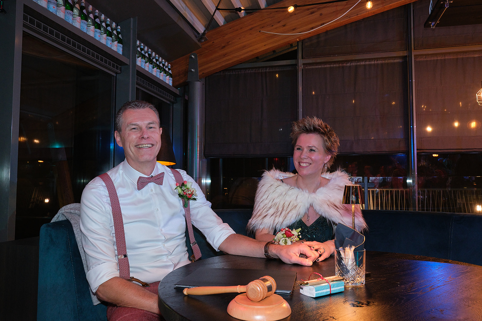 Stefan Segers' bruidsfotografie: Esther en Bart's betoverende trouwshoot bij Puurr aan de Vliet in Leidschendam-Voorburg