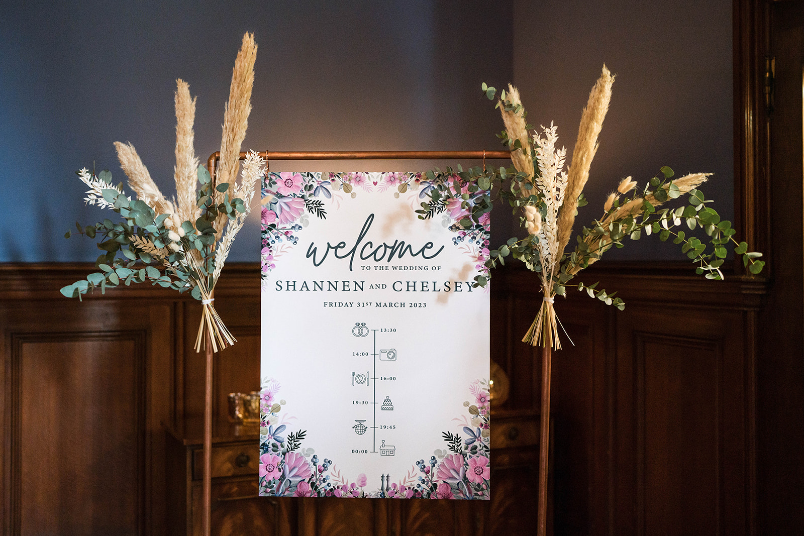 welcome sign Zara Davis Wedding Photography Cotswolds Grittleton House Gloucestershire Wiltshire