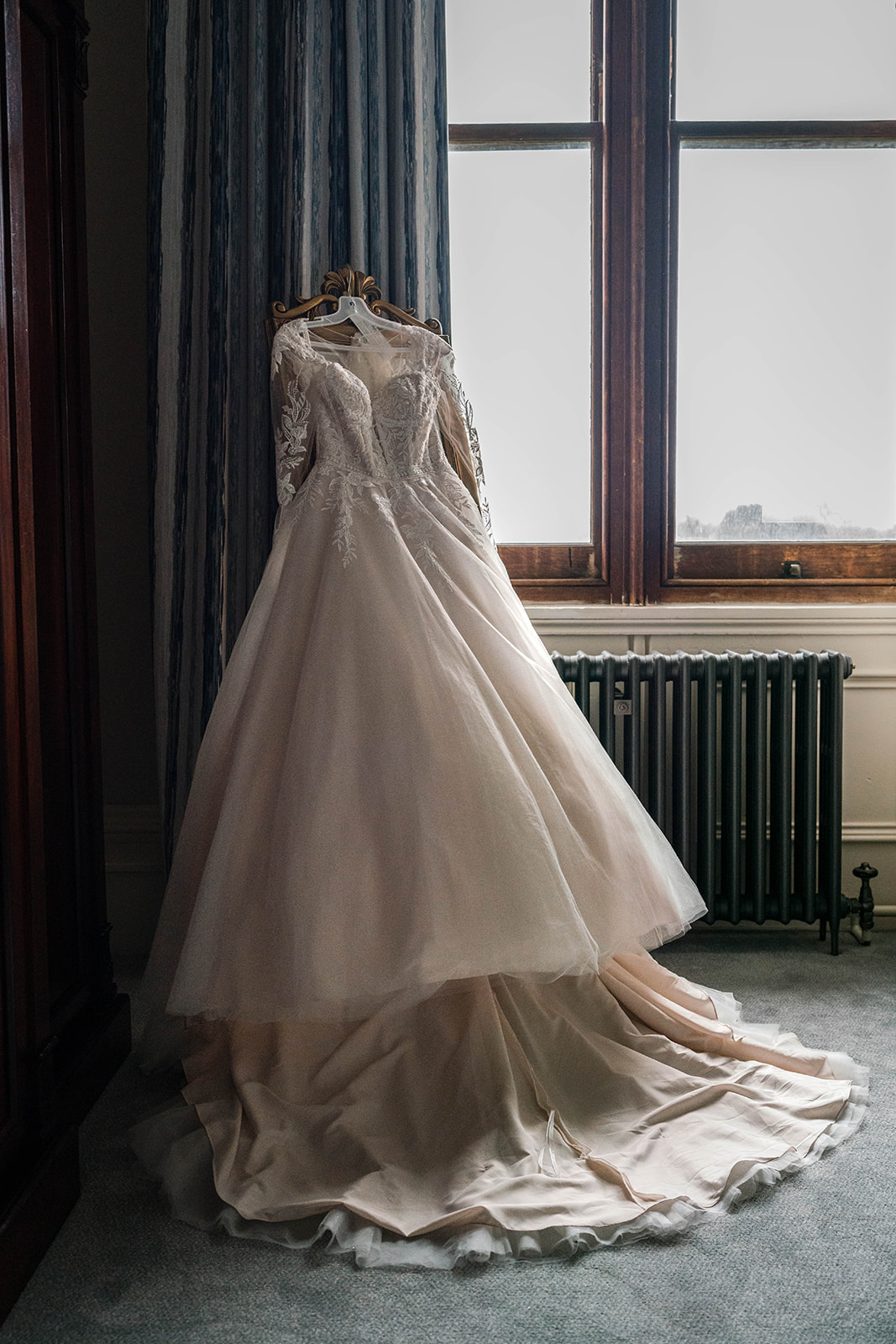 bridal dress Zara Davis Wedding Photography Cotswolds Grittleton House Gloucestershire Wiltshire