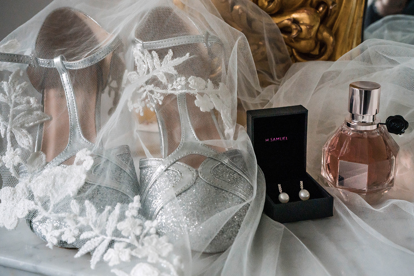 bridal shoes and accessories Zara Davis Wedding Photography Cotswolds Grittleton House Gloucestershire Wiltshire