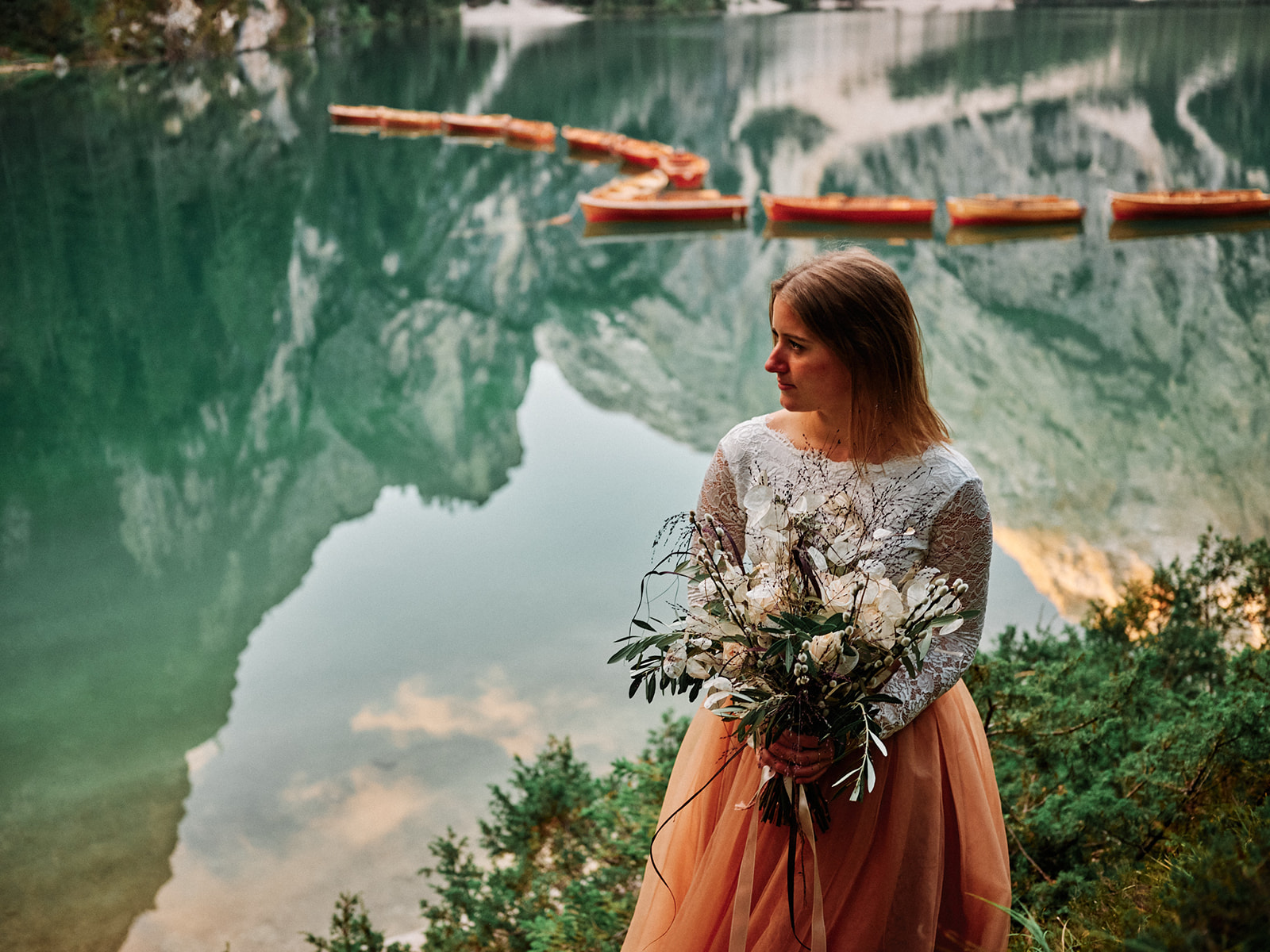 Lago di Braies elopement bride