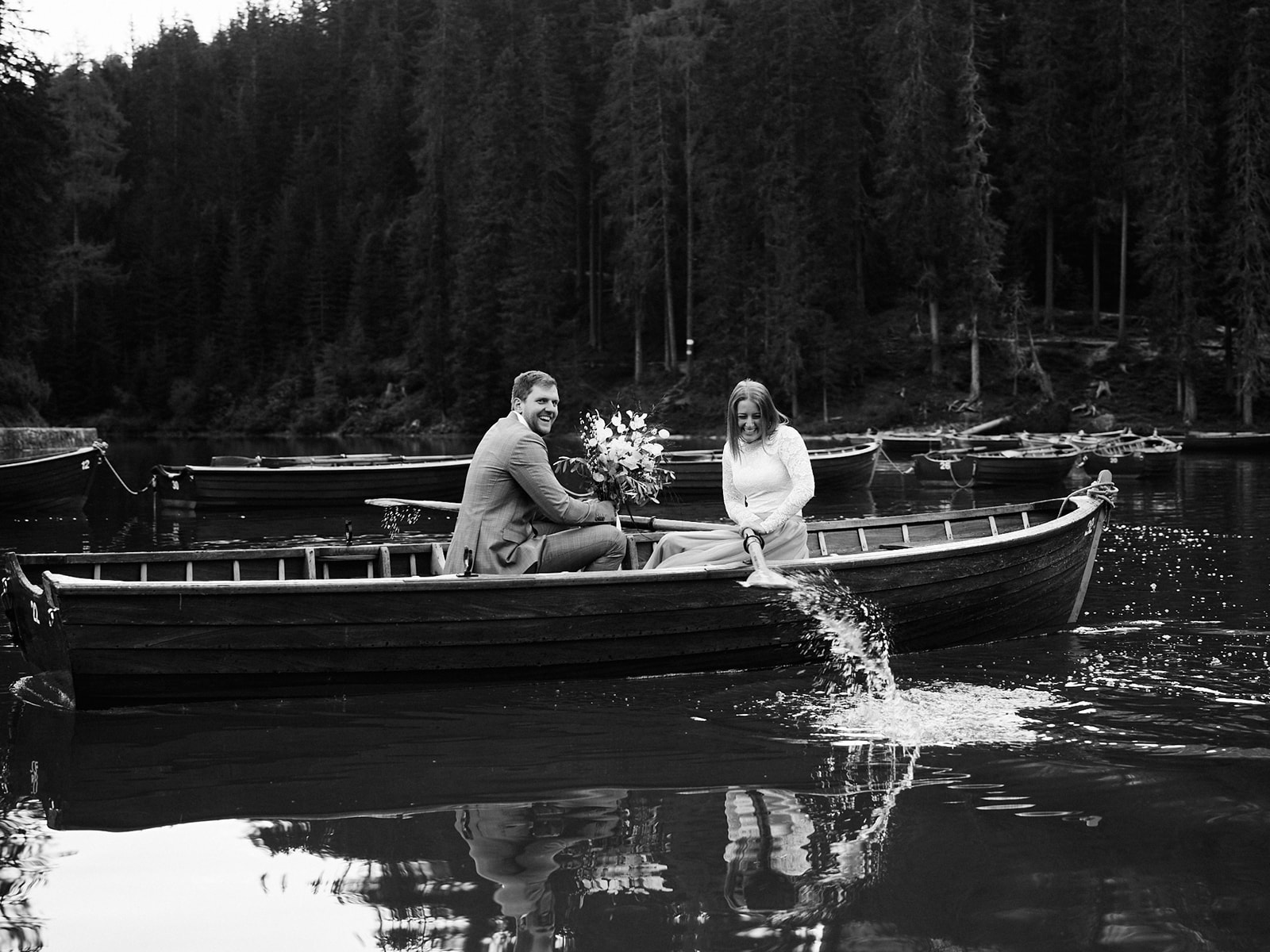 Lago di Braies elopement photographer