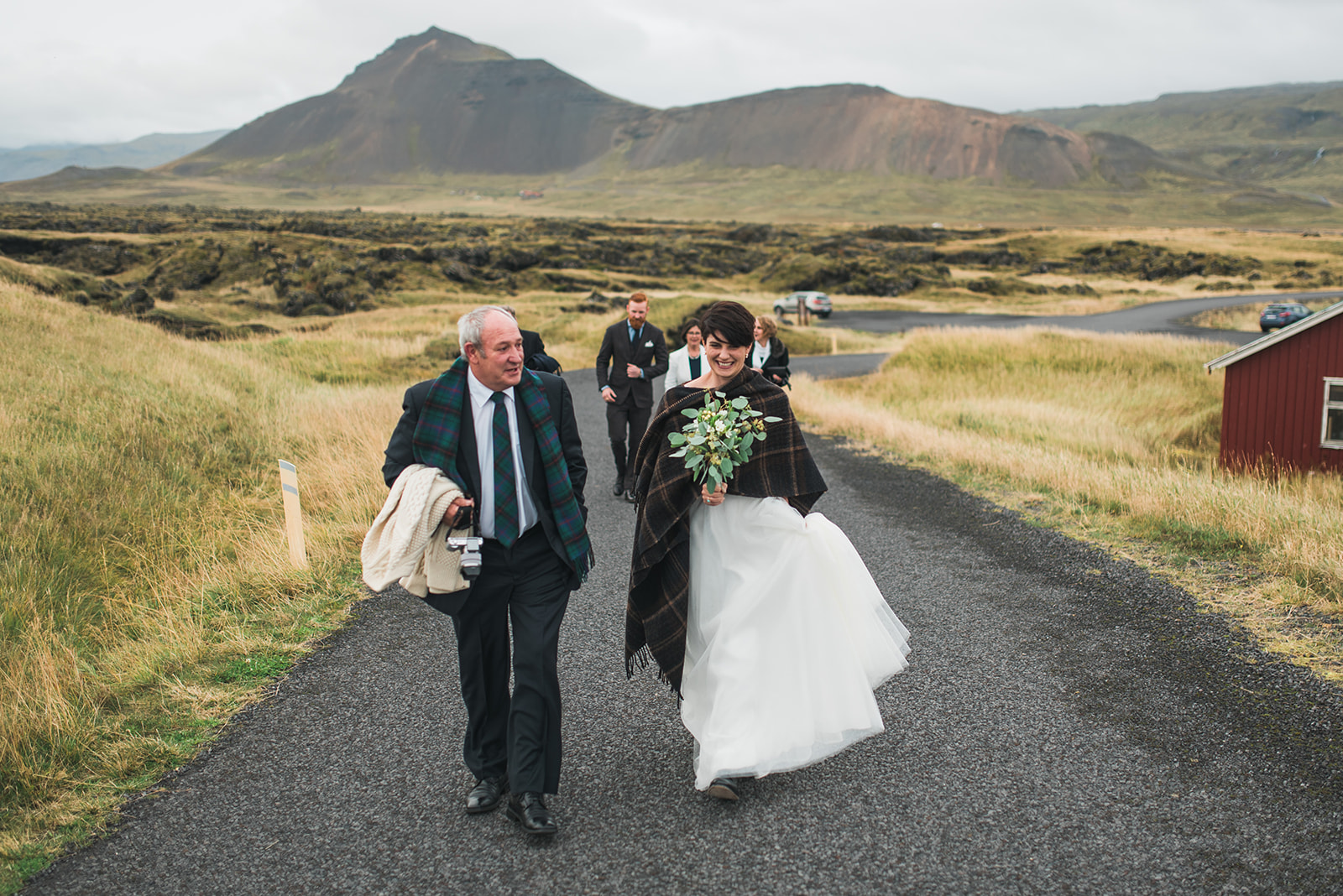 Hótel Búðir walk to church