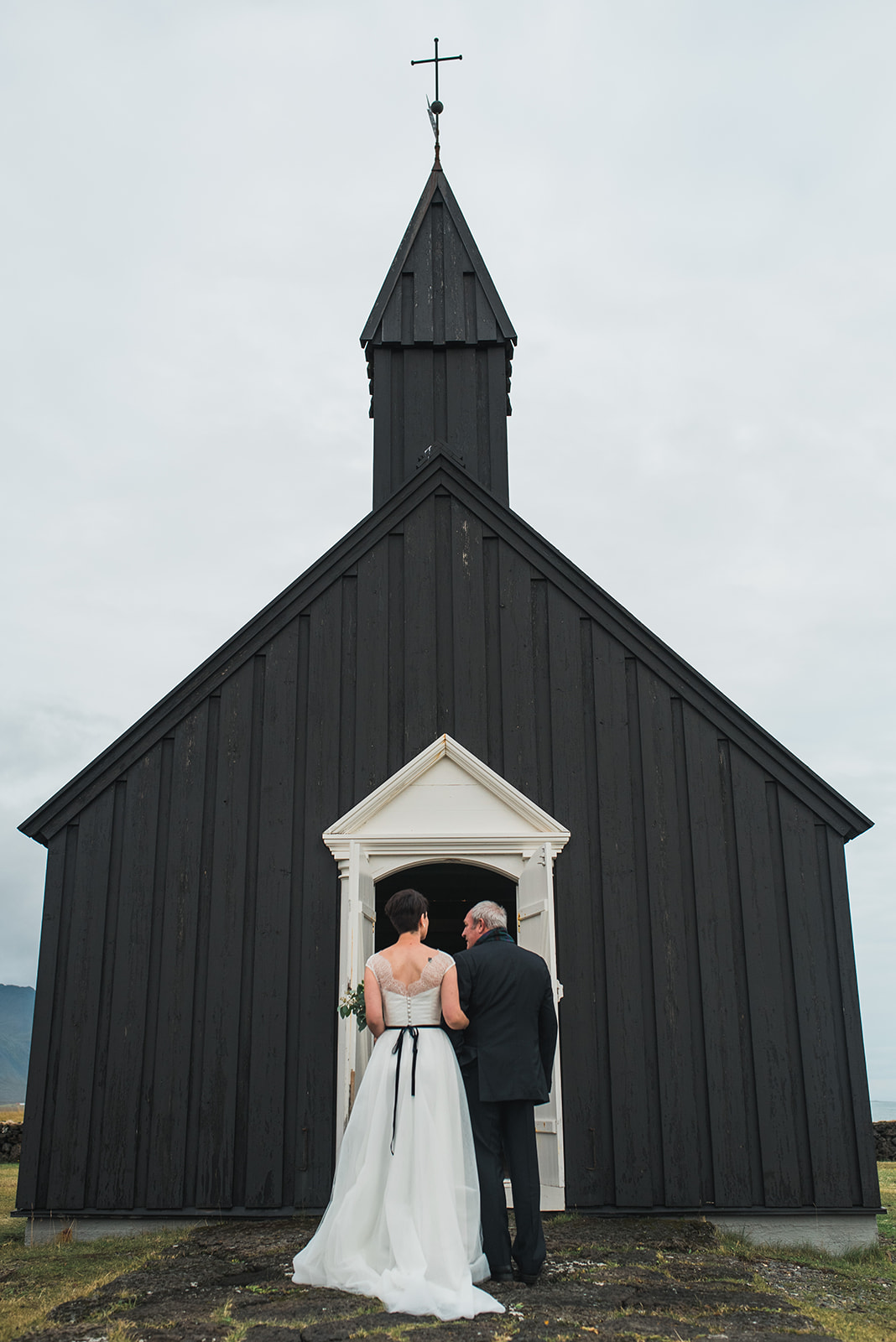 Hótel Búðir wedding ceremony