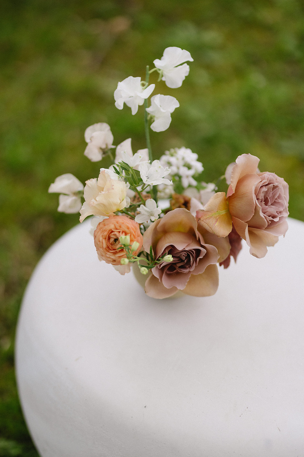Wedding reception featuring high-end, minimalistic centerpieces