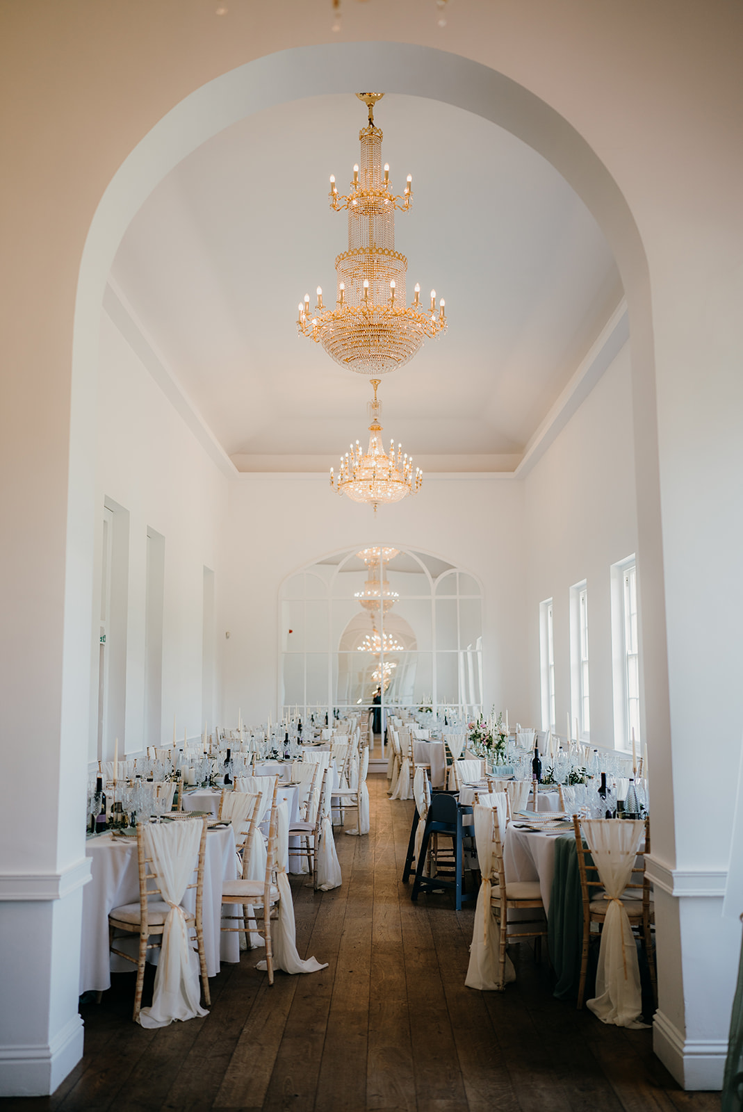 Full room Details in the gallery room at Norwood Park