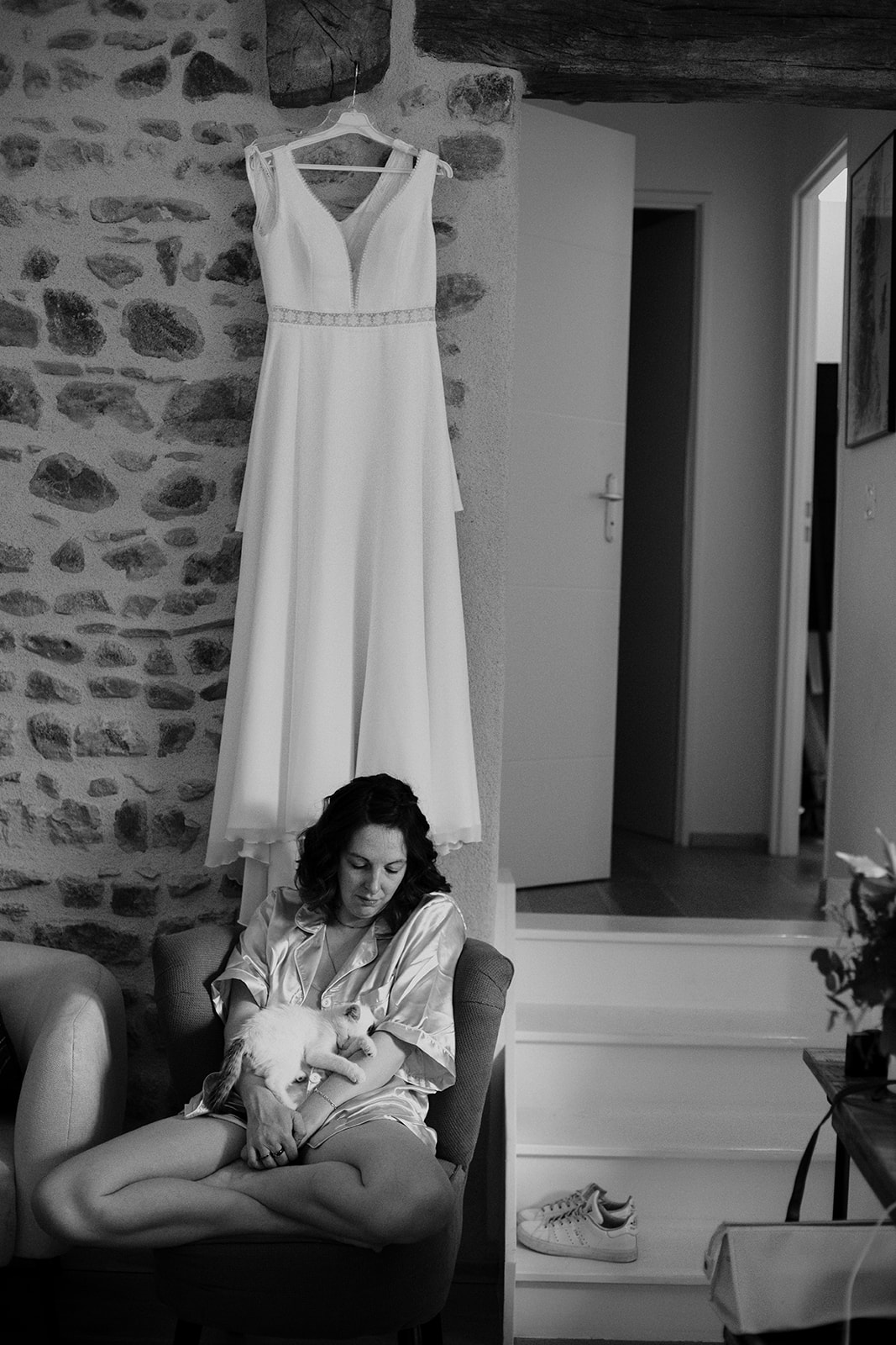 Photo de mariage, les préparatifs de la mariée, par un duo de photographes de mariage Castille Alma et David Pommier