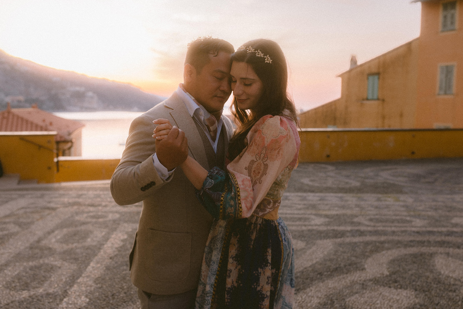 a romantic and cinematic photoshoot in menton, french riviera