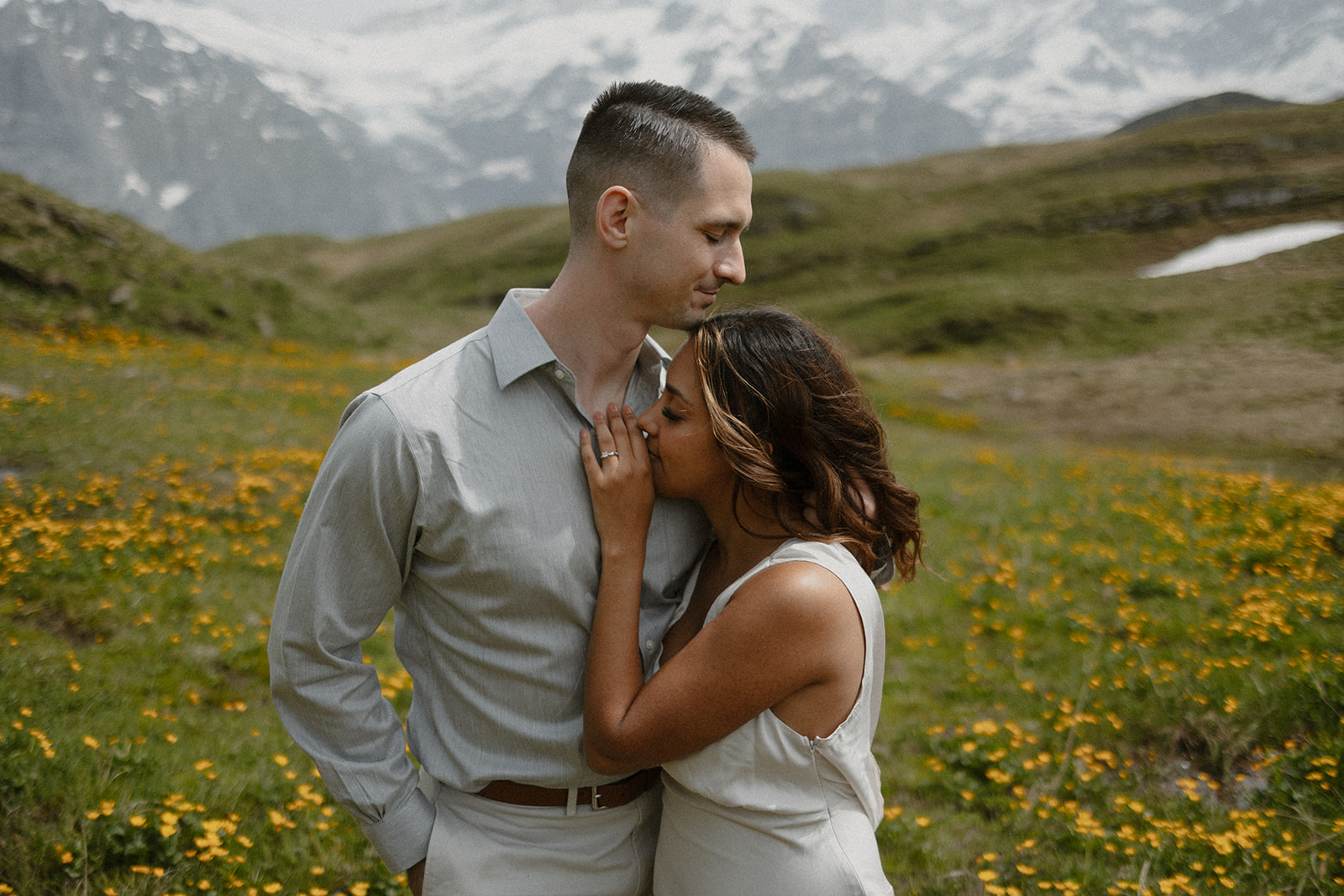 elopement in the swiss moutains