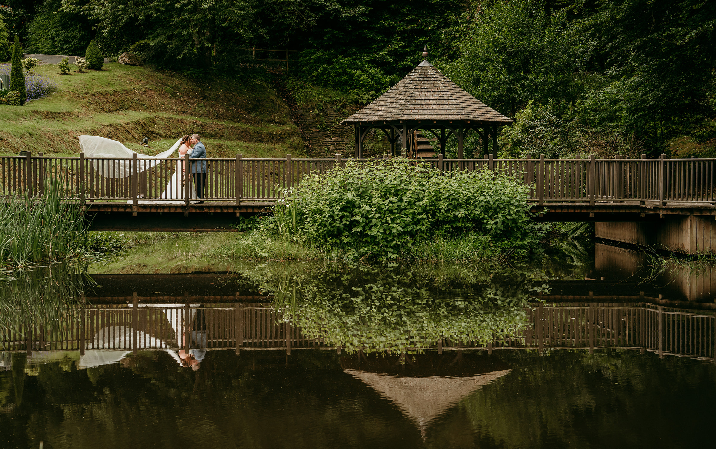 Alice and Alvin's beech hill wedding 