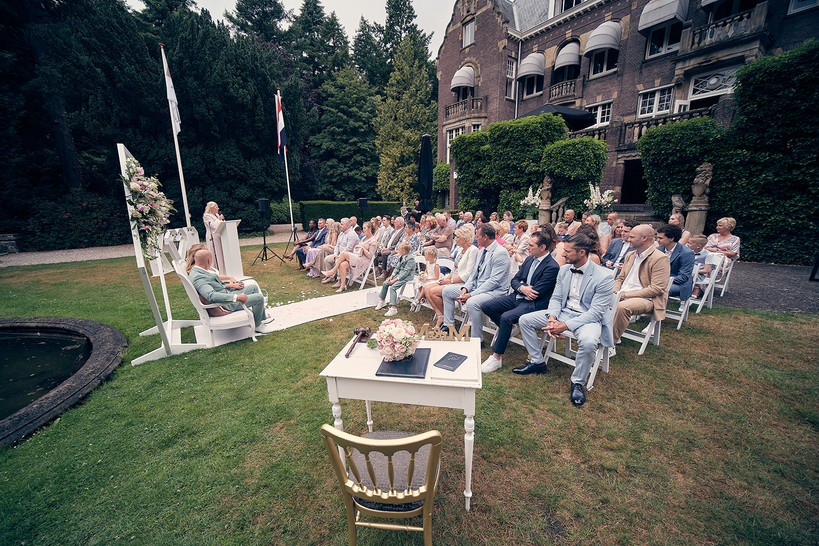Trouwfotograaf Kasteel Hooge Vuursche in Baarn - De bruidsfotografie van Dennis en Kim - ceremonie