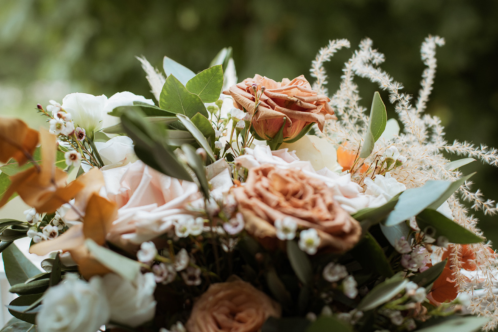 Photographe de mariage dans l'Ain, le bouquet de la mariée