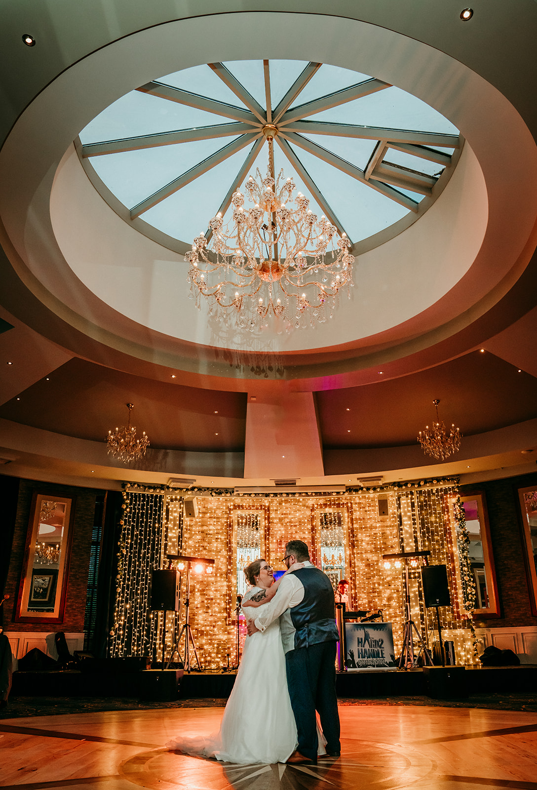 first dance weddings at the an grianan hotel donegal, photo by James Aiken photography