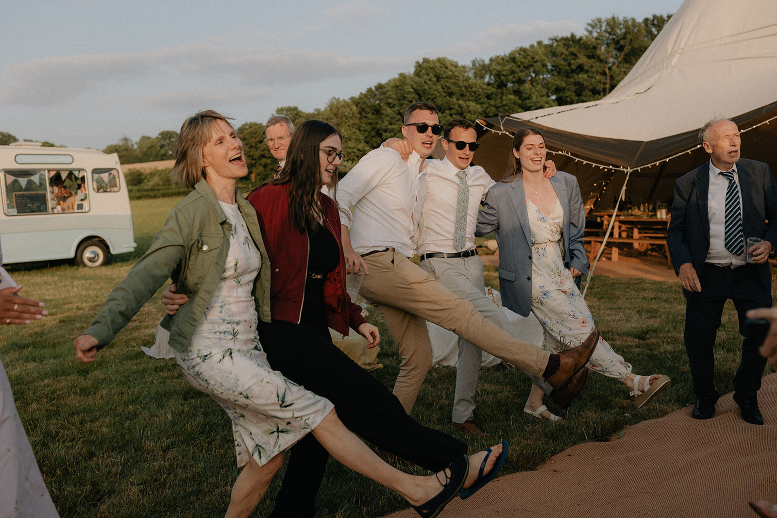 outdoor dancing at weddings