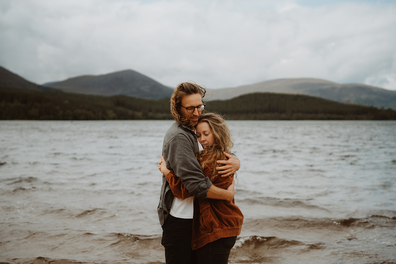 Scottish highlands couples photoshoot 