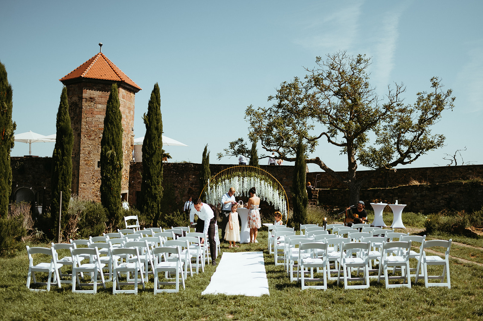 Elegante Hochzeit auf Burg Battenberg in der Pfalz