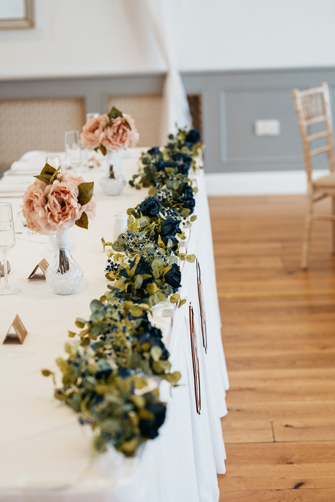 Top table ideas for a wedding