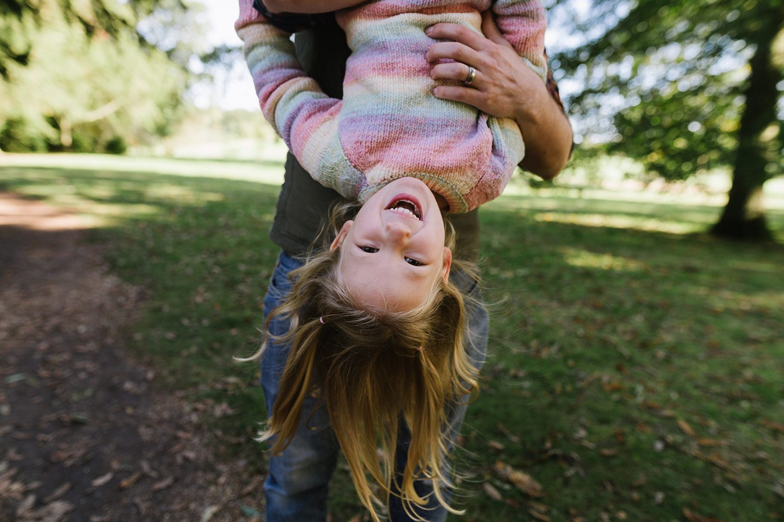 relaxed extended family photos at Croome, Worcestershire
