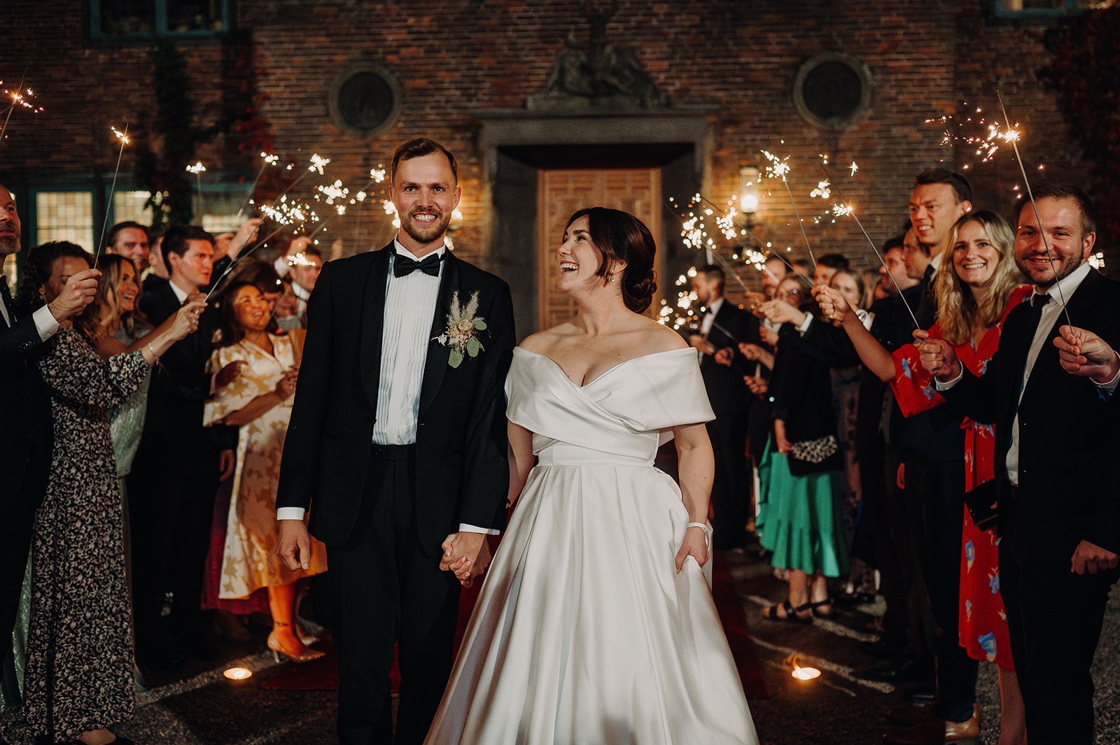 Stjerneskuddbilder i bryllup på Midtåsen i Sandefjord