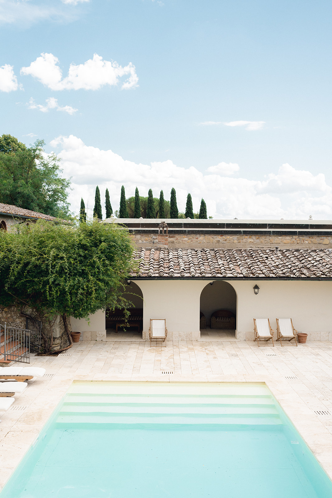 The beautiful pool of Villa La Selva Wine Resort