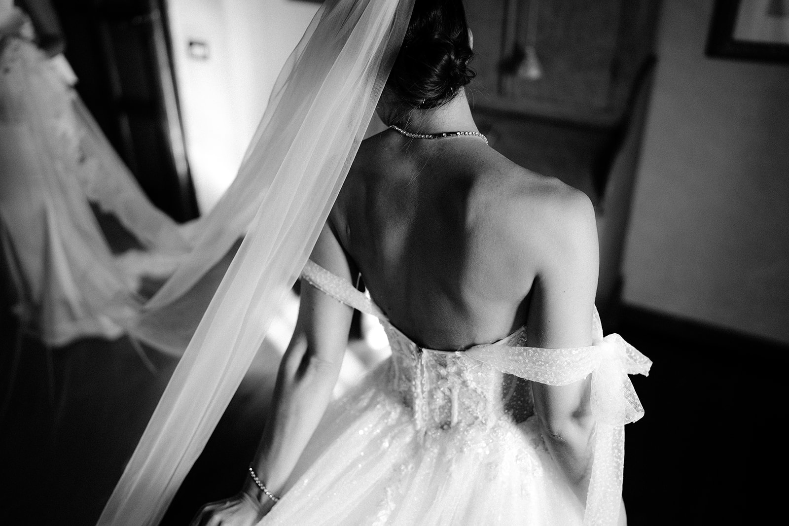 The bride's back in the Maggie Sottero dress