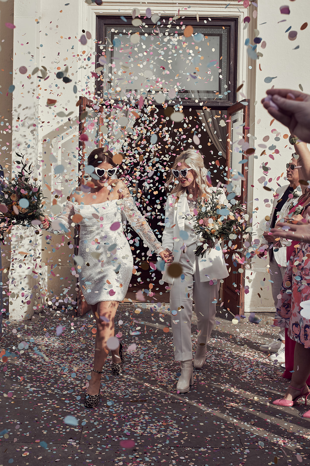 brides welcomed with confetti
