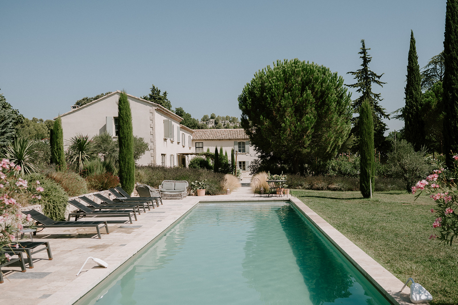wedding venue with swimming pool Provence, France