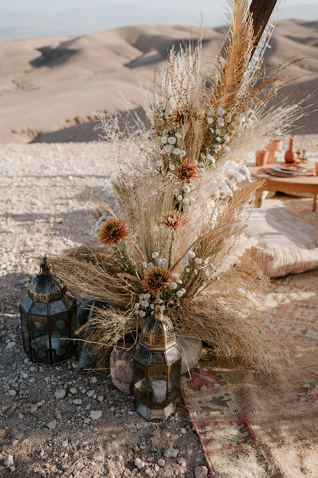 agafay desert ceremony with neutral dried florals