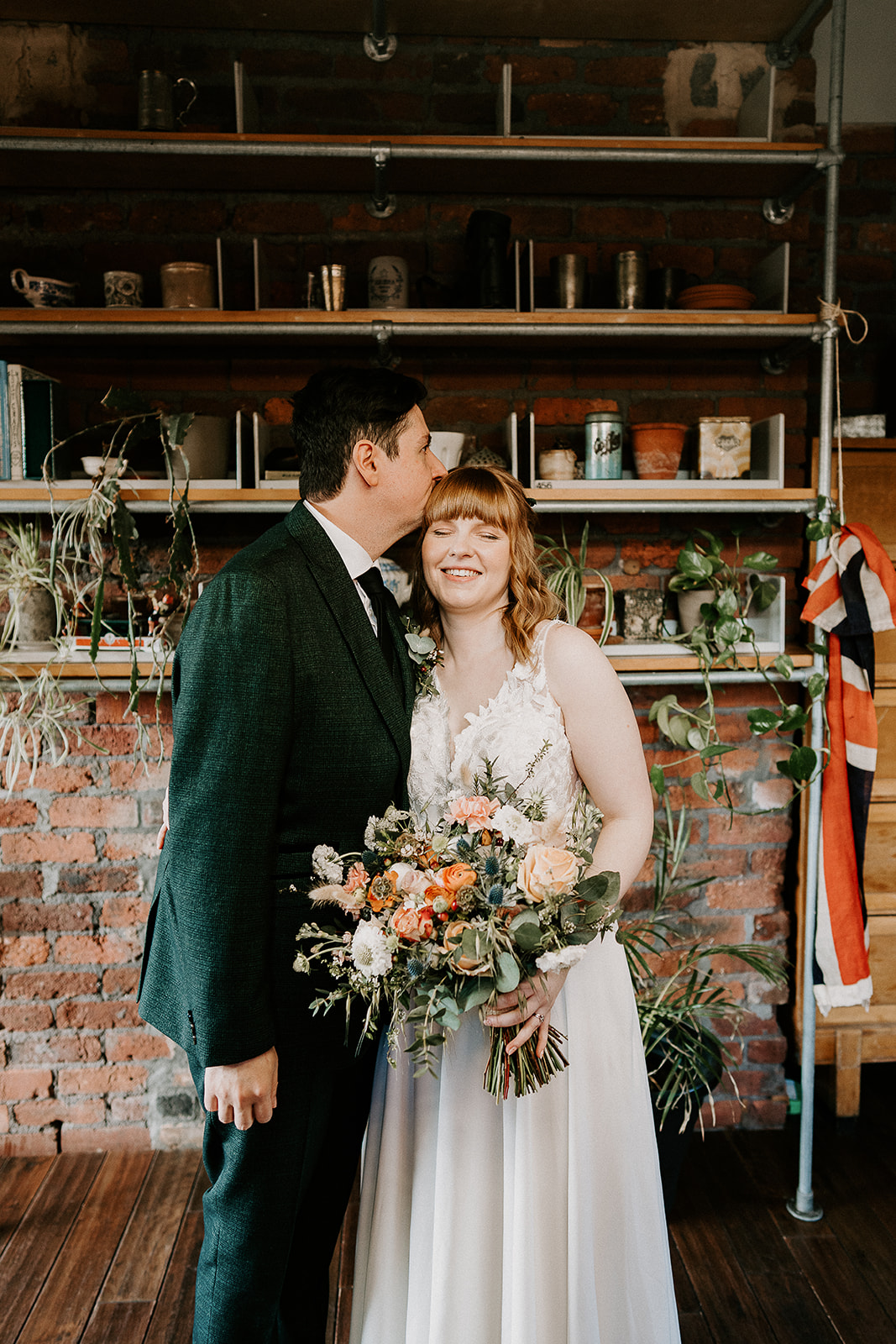 Relaxed Spring Wedding at The Chimney House & The Mowbray | Mirl & Co