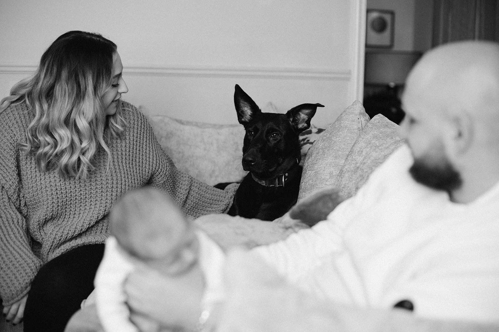 relaxed family photos at home in Birmingham
