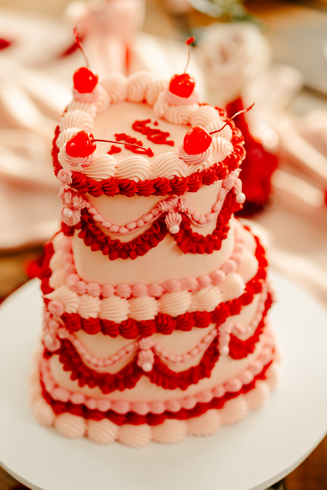 red and pink retro wedding cake